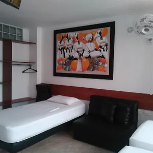https://apartamentos-freddys-tours.santamartahotels.net